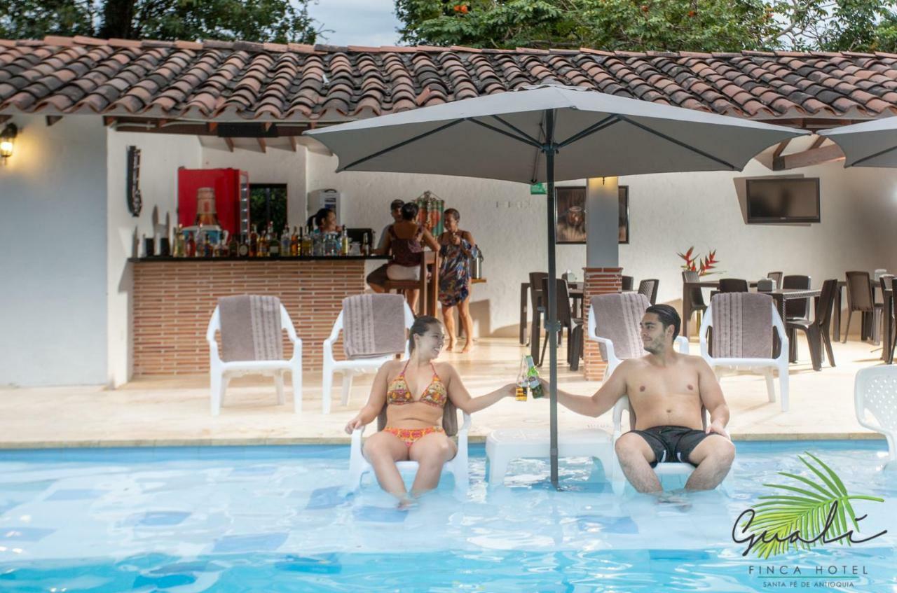 Finca Hotel Guali Santafe Санта Фе де Антиокия Екстериор снимка
