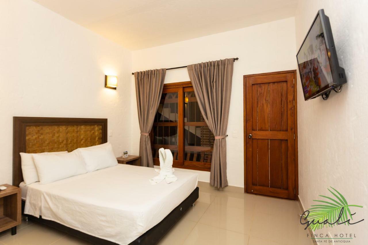 Finca Hotel Guali Santafe Санта Фе де Антиокия Екстериор снимка