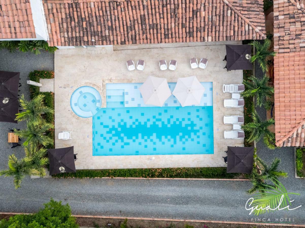 Finca Hotel Guali Santafe Санта Фе де Антиокия Екстериор снимка