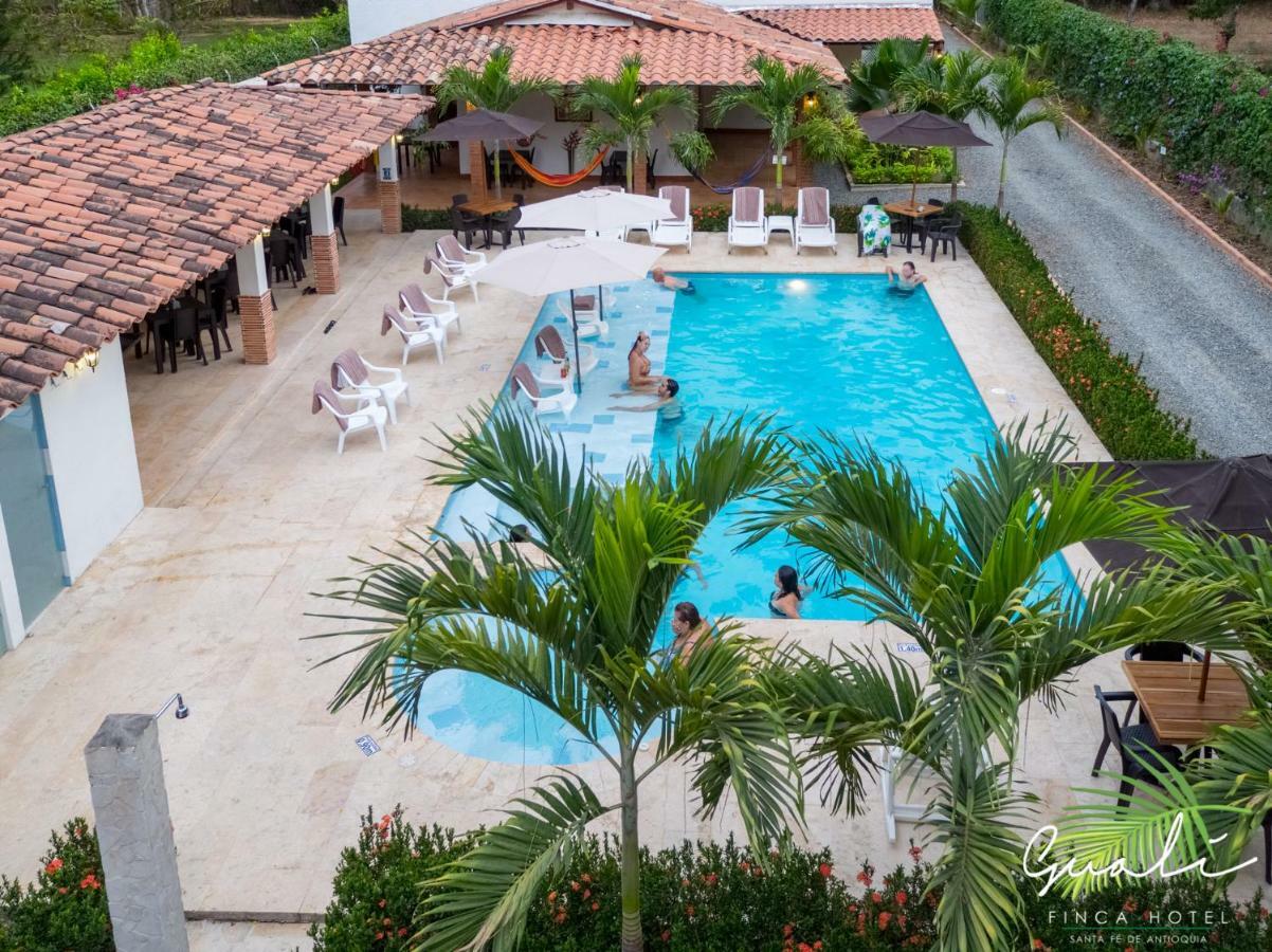 Finca Hotel Guali Santafe Санта Фе де Антиокия Екстериор снимка
