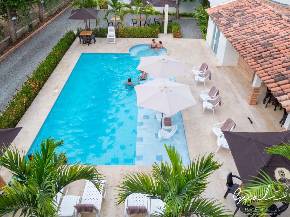 Finca Hotel Guali Santafe Санта Фе де Антиокия Екстериор снимка